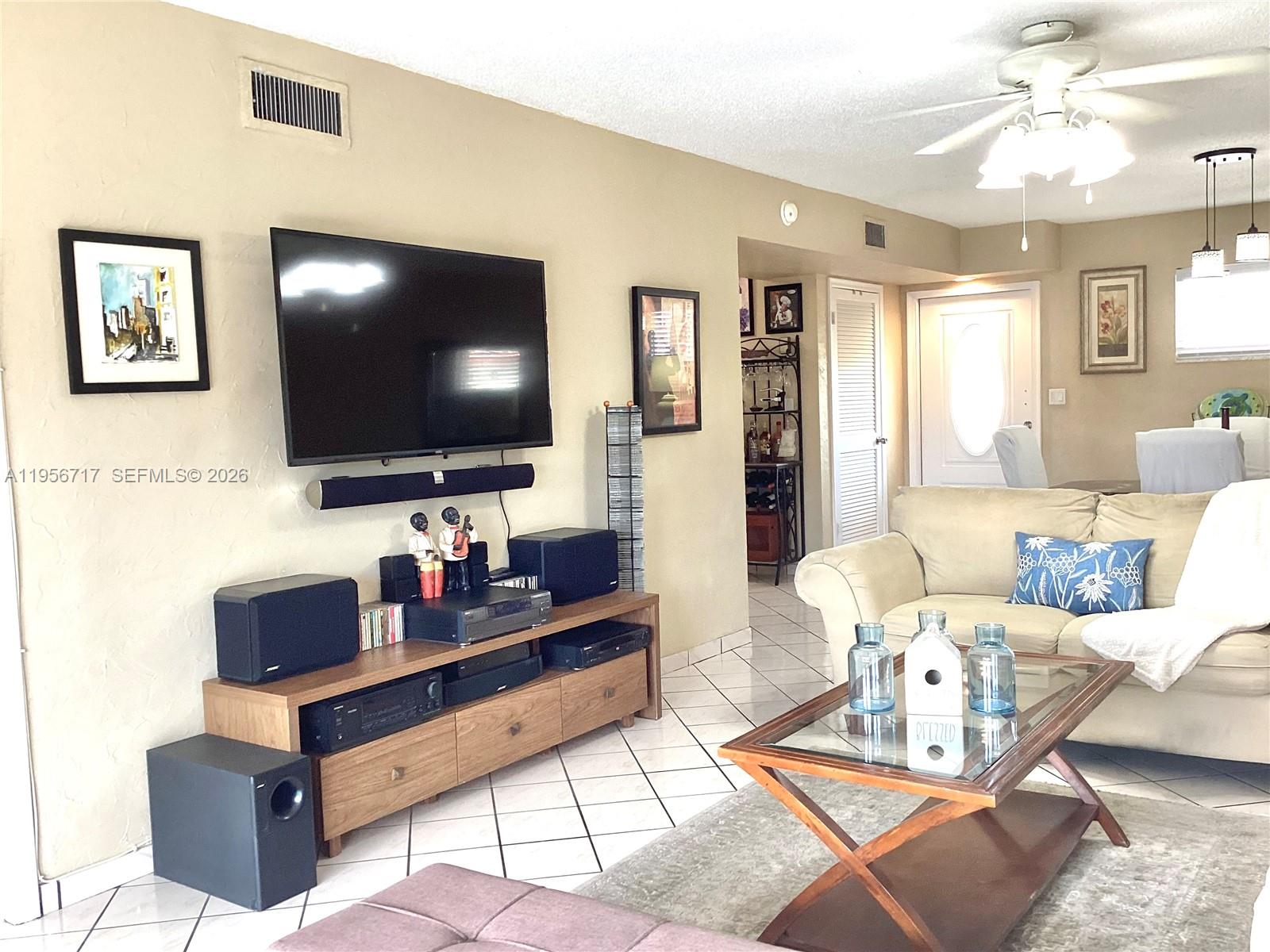 HOLLYBROOK GOLF - Residential