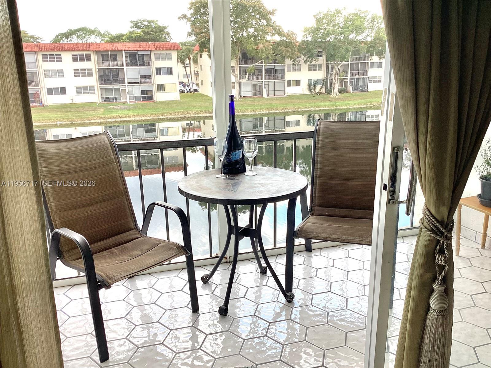HOLLYBROOK GOLF - Residential