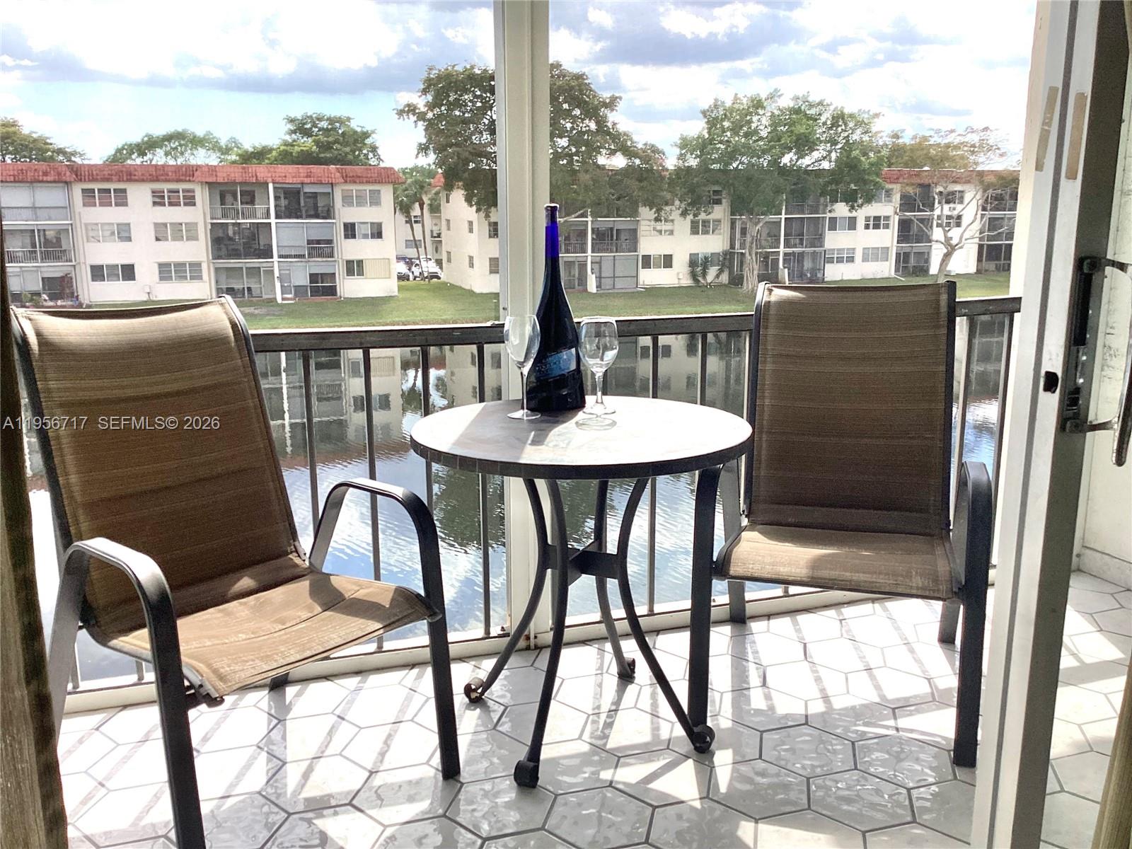 HOLLYBROOK GOLF - Residential