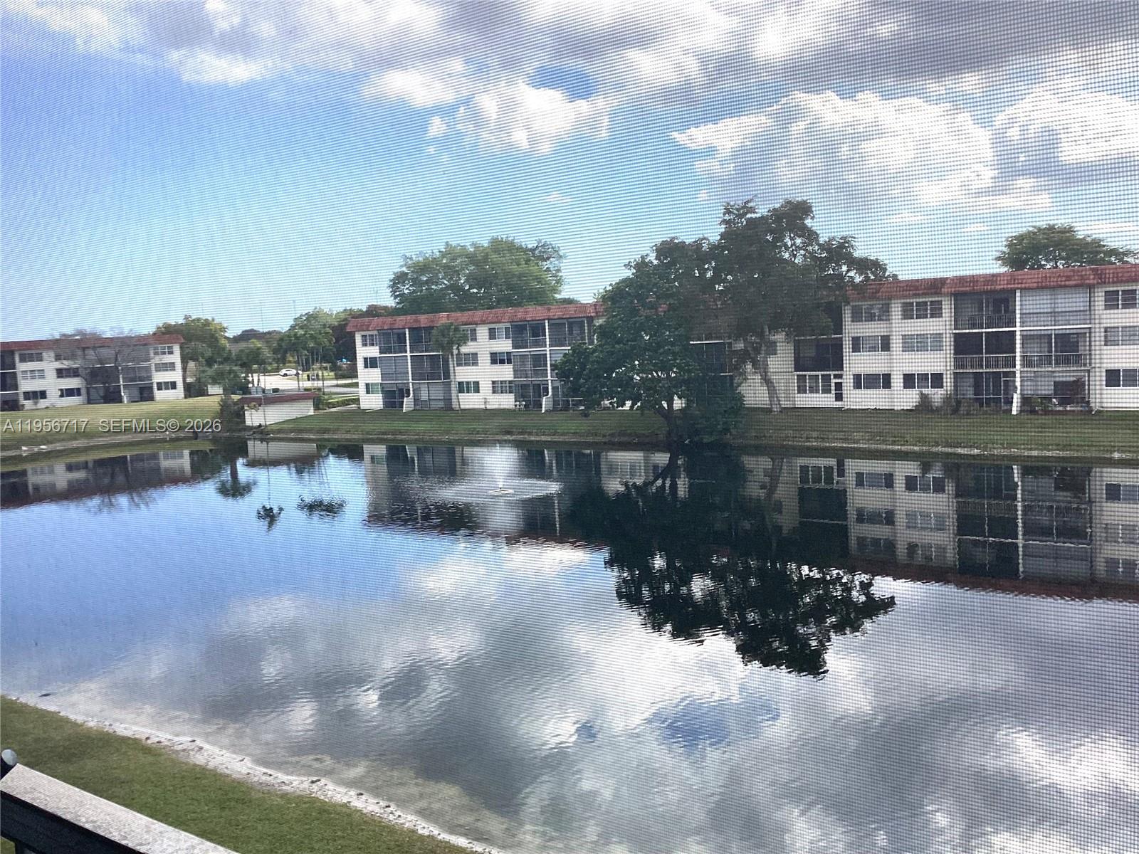 HOLLYBROOK GOLF - Residential