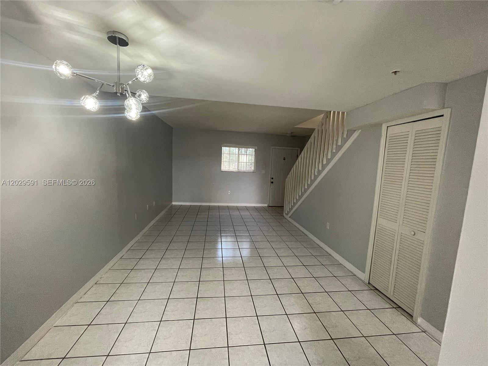 TOLEDO VILLAS CONDO - Residential Lease