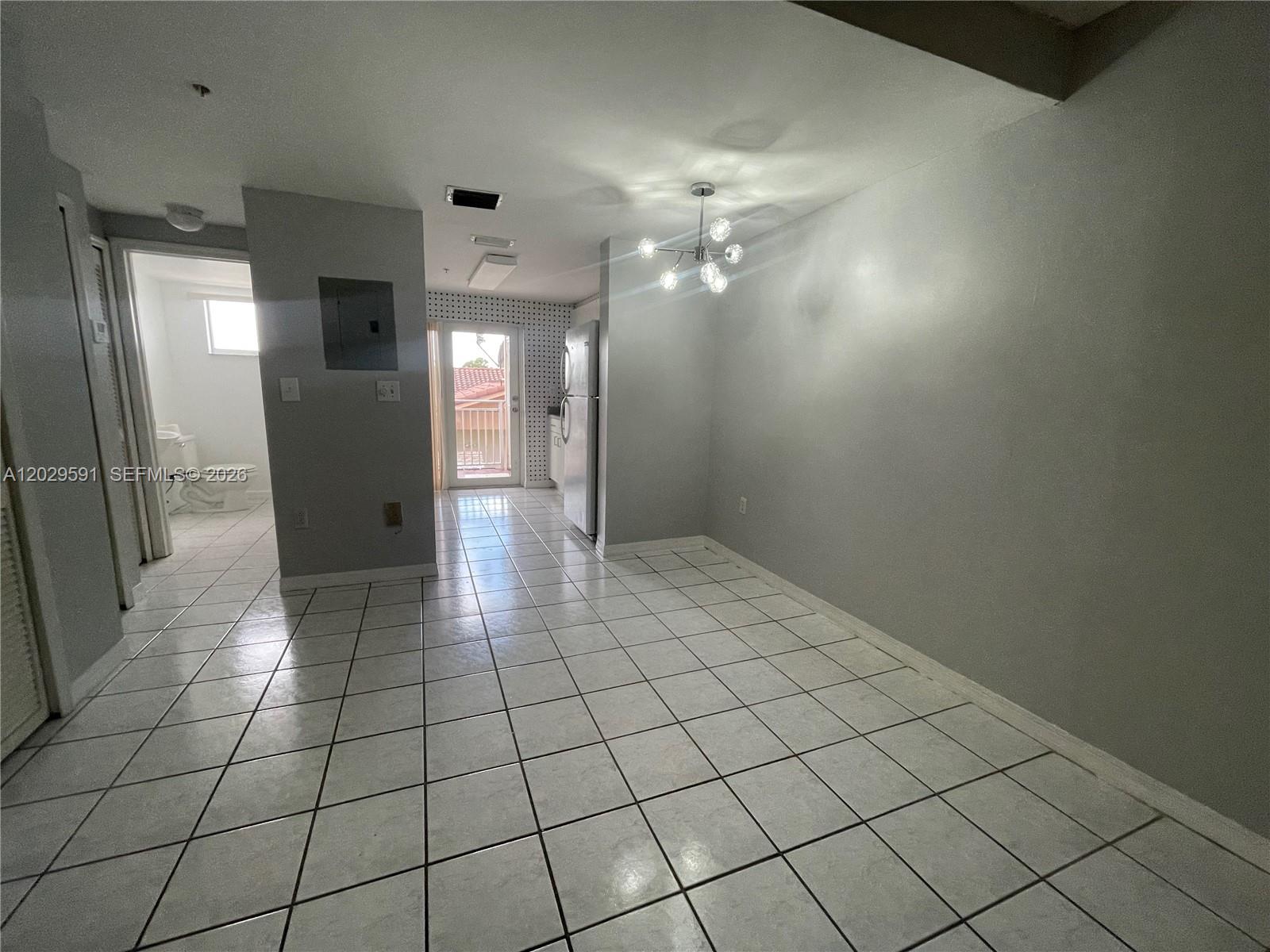 TOLEDO VILLAS CONDO - Residential Lease