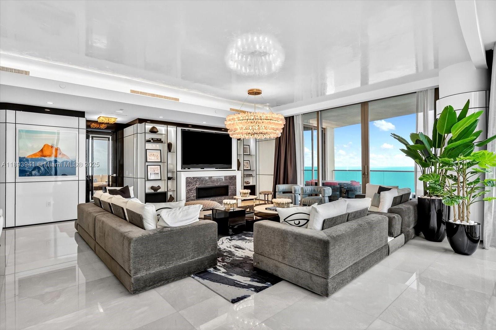 NORTH BISCAYNE BEACH AMEN - Residential