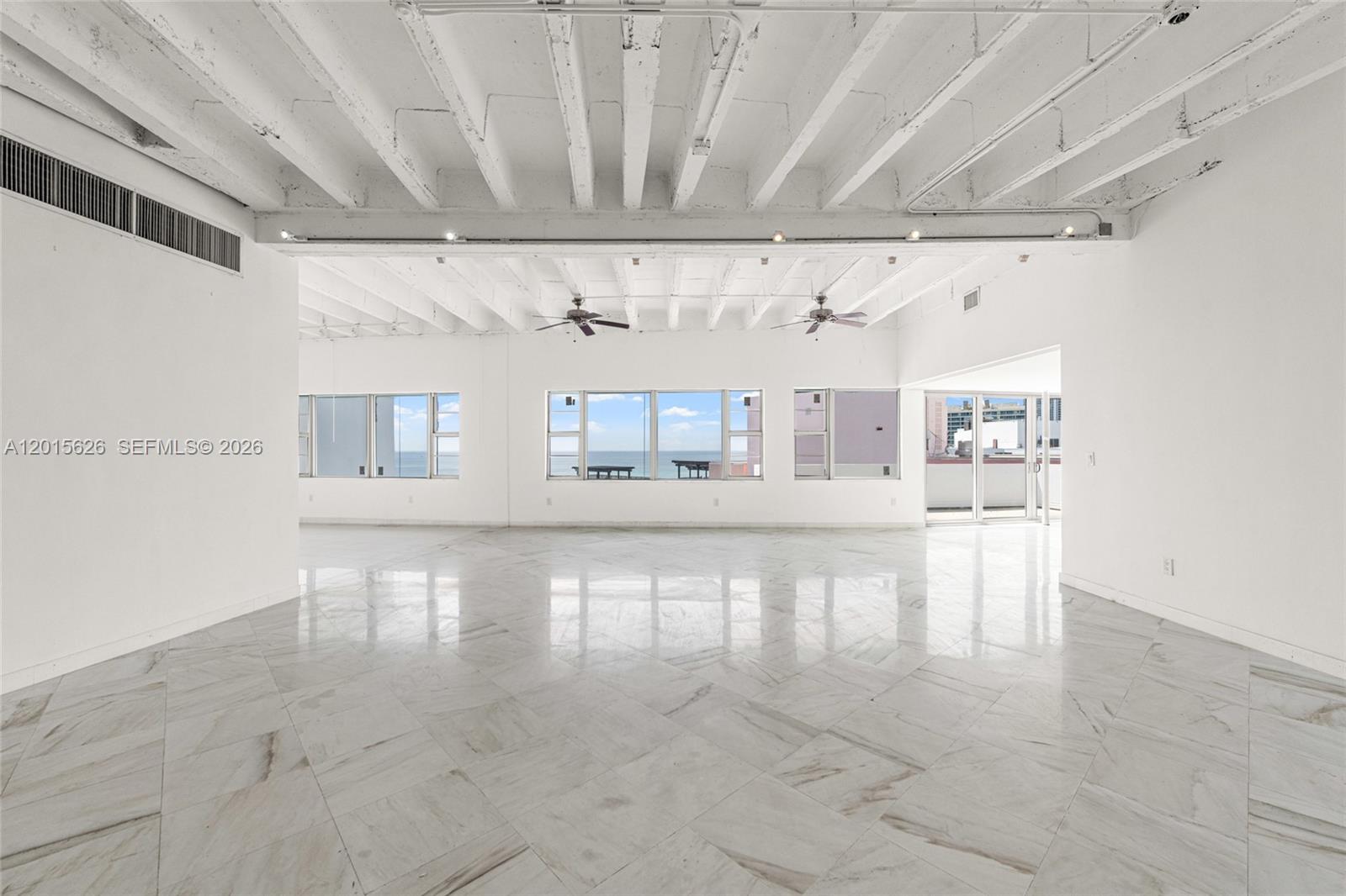 IMPERIAL HOUSE CONDO - Residential