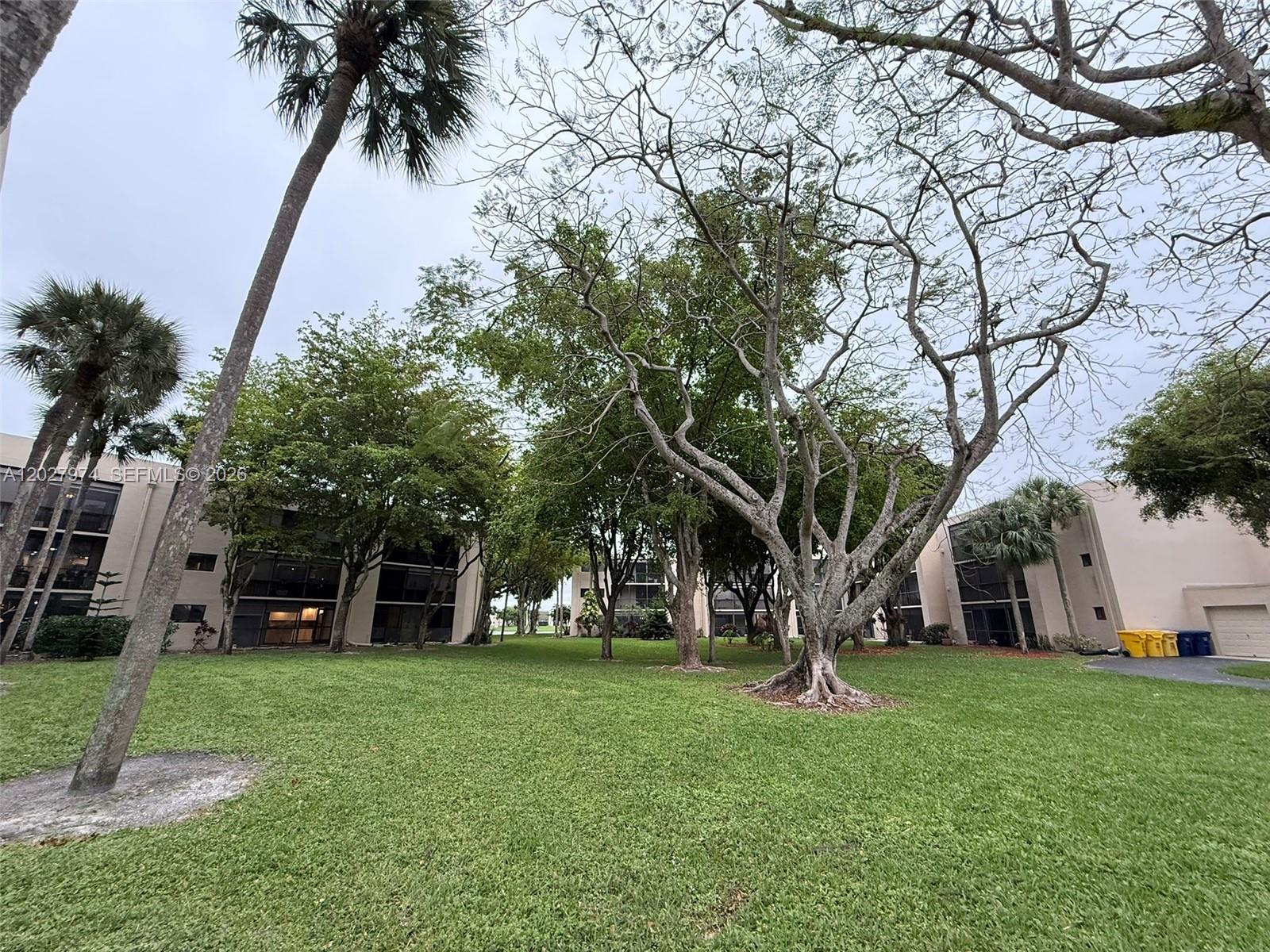 PALMETTO CONDO - Residential
