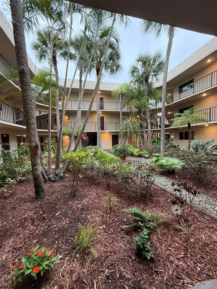PALMETTO CONDO - Residential