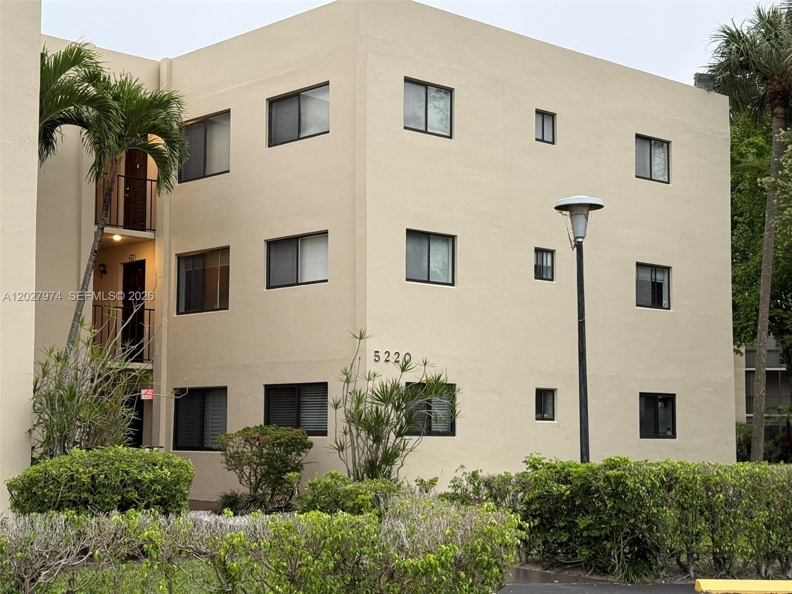 PALMETTO CONDO - Residential
