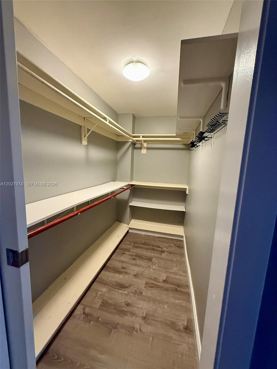 PALMETTO CONDO - Residential