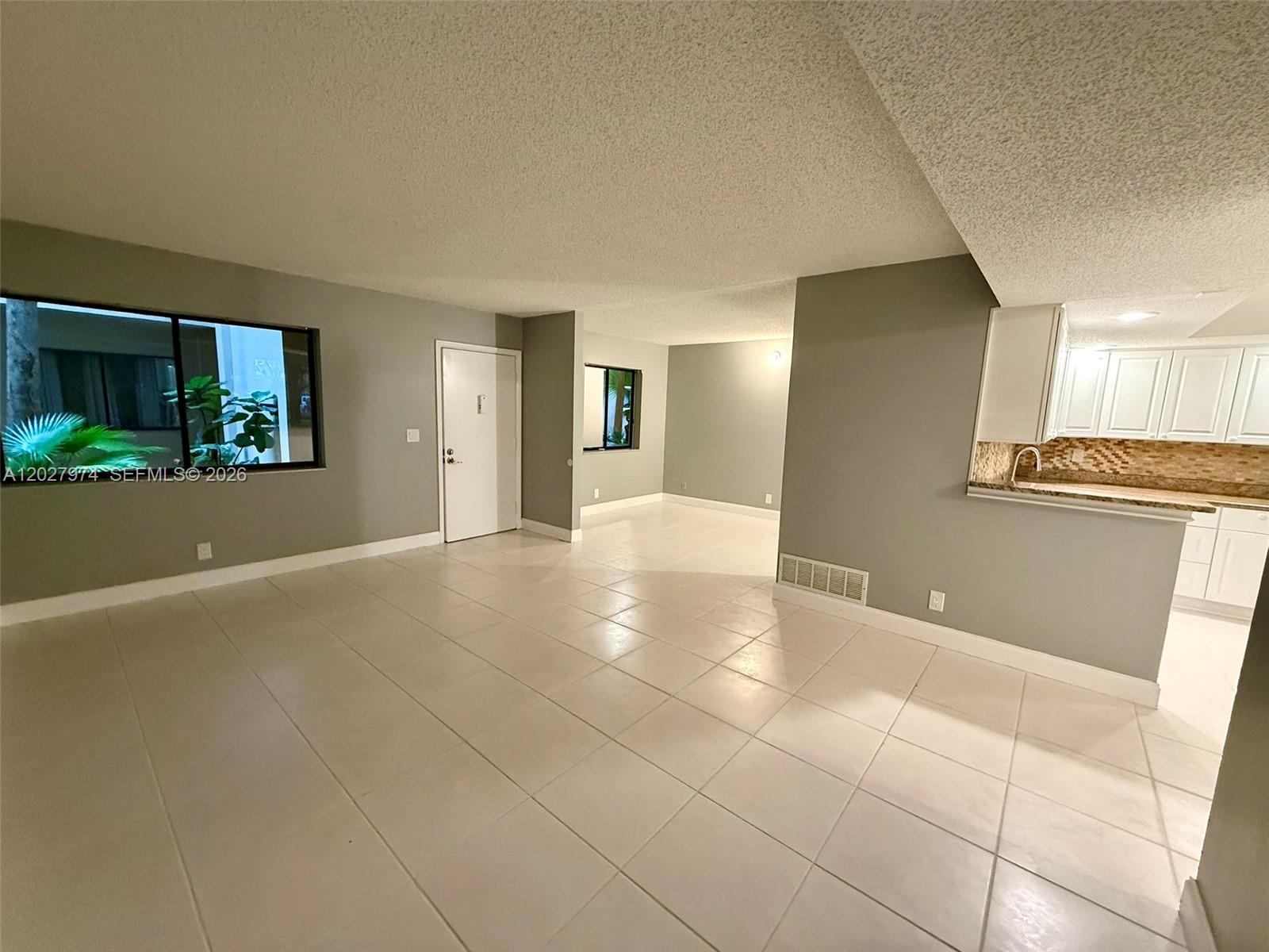 PALMETTO CONDO - Residential