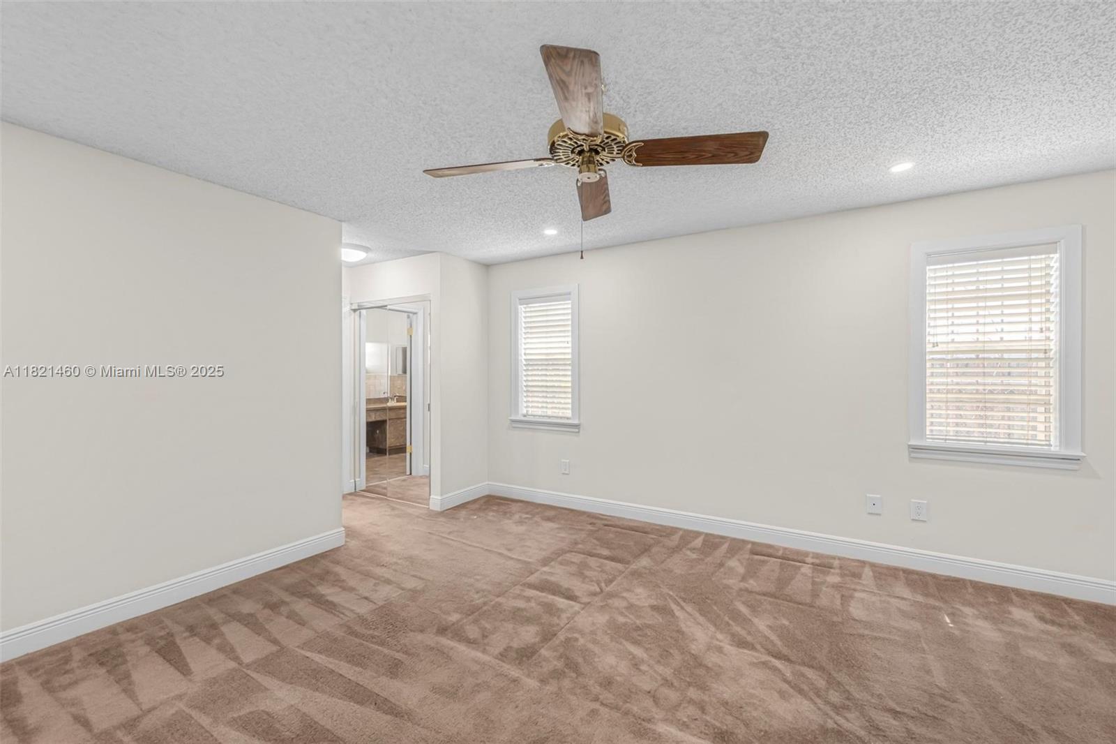 MEADOW WOOD MANOR SEC 9 - Residential