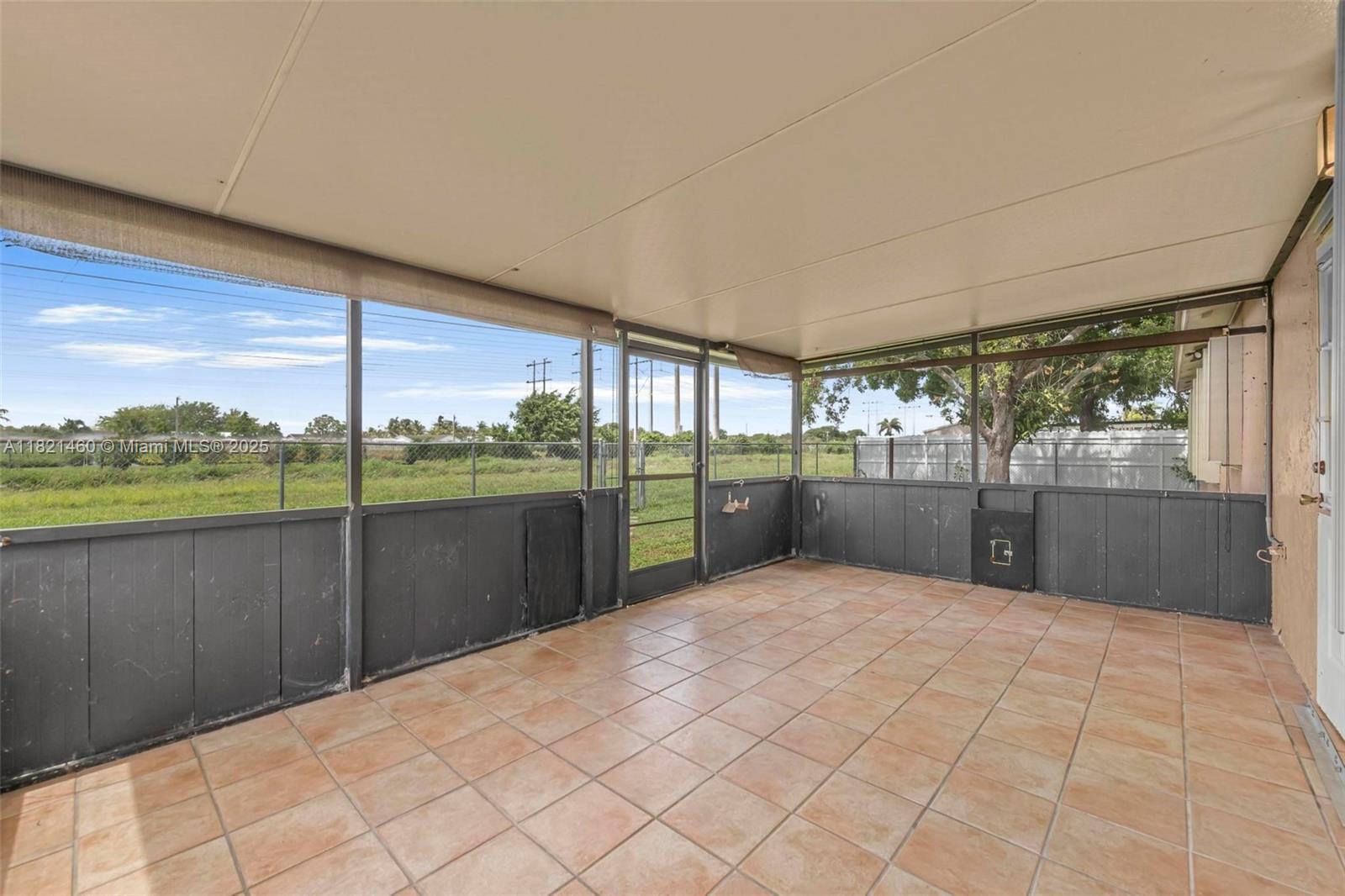 MEADOW WOOD MANOR SEC 9 - Residential