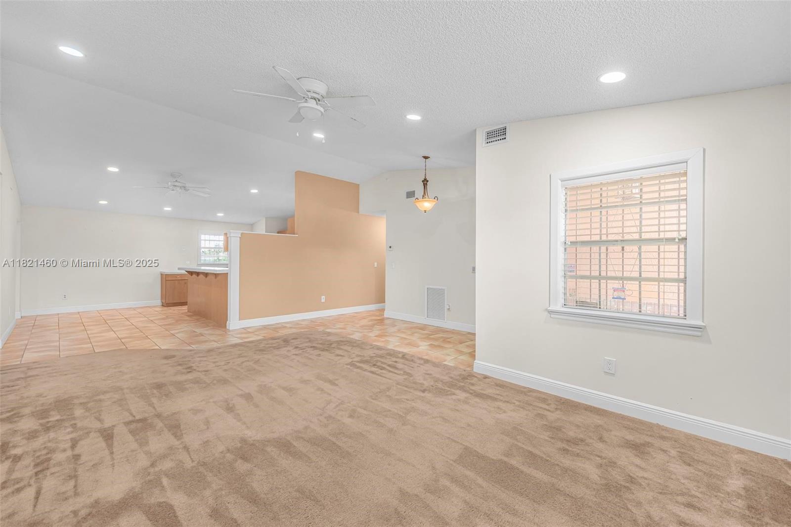 MEADOW WOOD MANOR SEC 9 - Residential