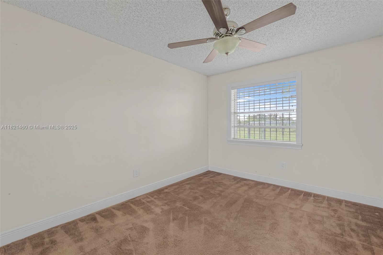 MEADOW WOOD MANOR SEC 9 - Residential