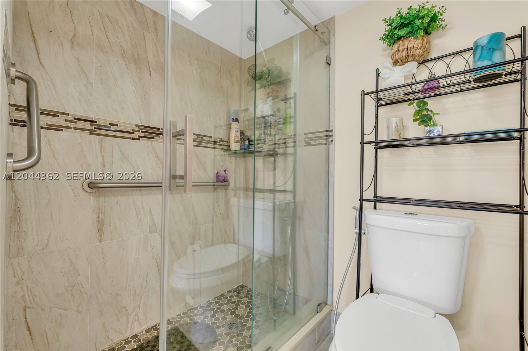 HAWTHORNE AT CENTURY VILL - Residential