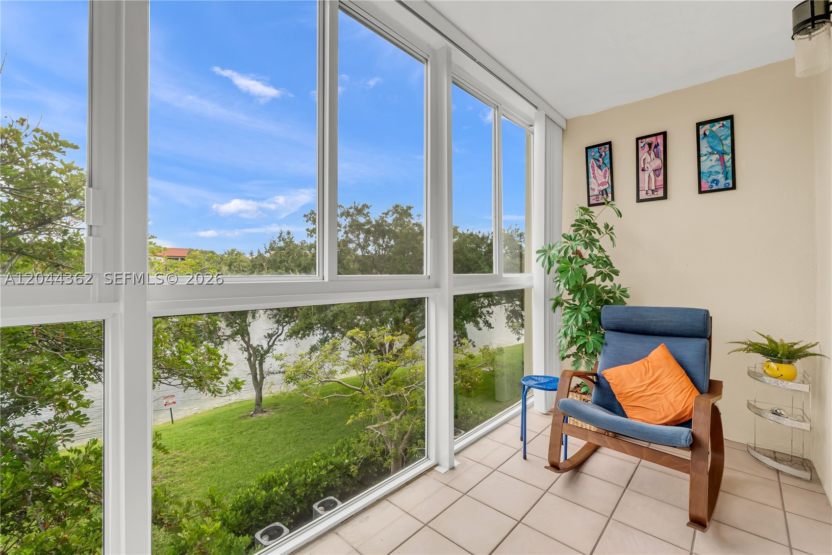 HAWTHORNE AT CENTURY VILL - Residential
