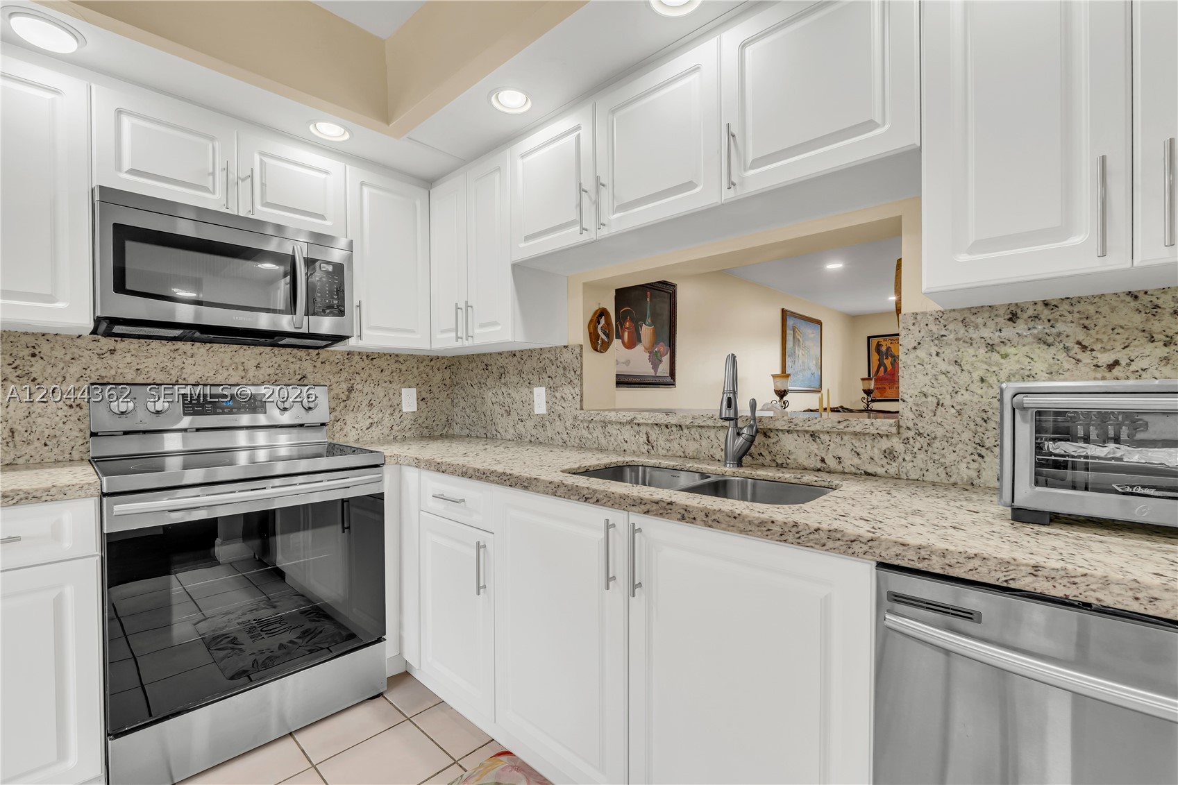 HAWTHORNE AT CENTURY VILL - Residential