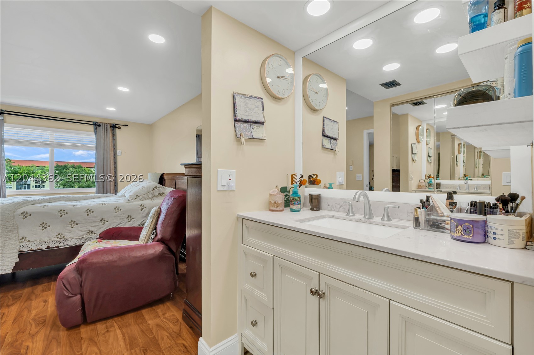 HAWTHORNE AT CENTURY VILL - Residential