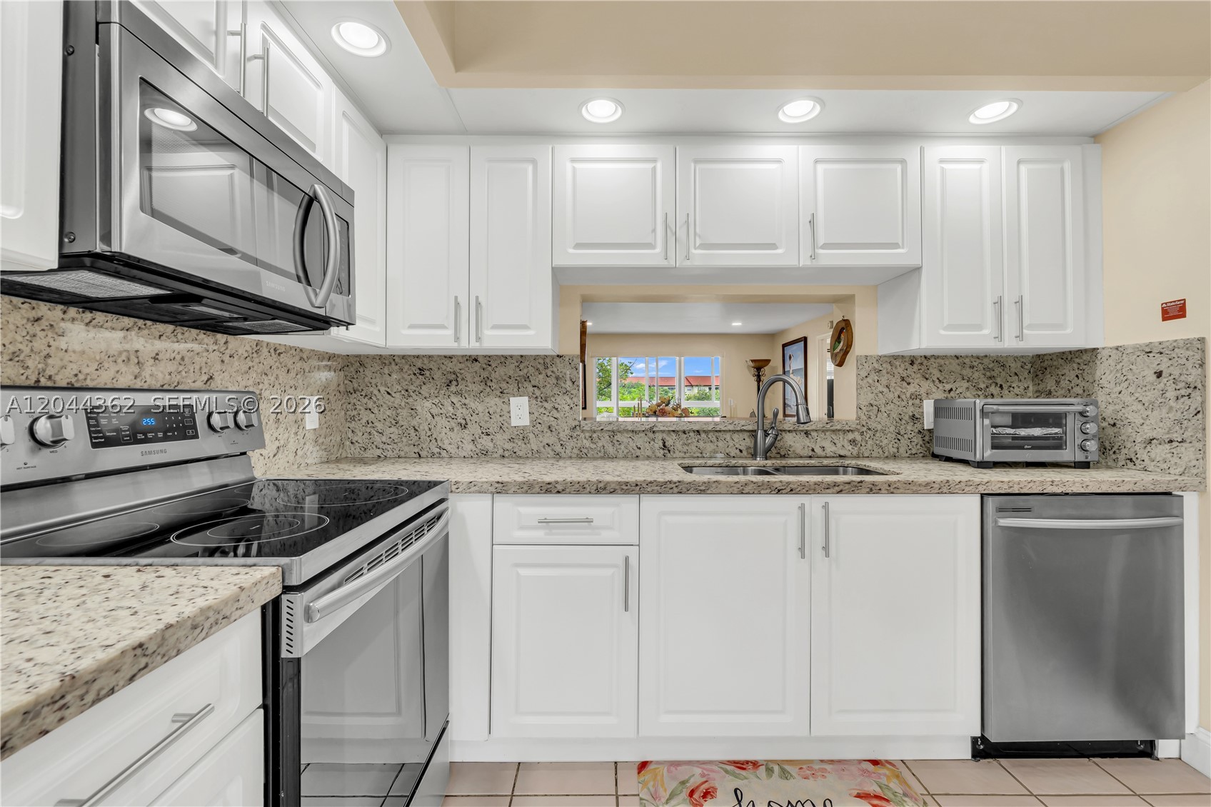 HAWTHORNE AT CENTURY VILL - Residential