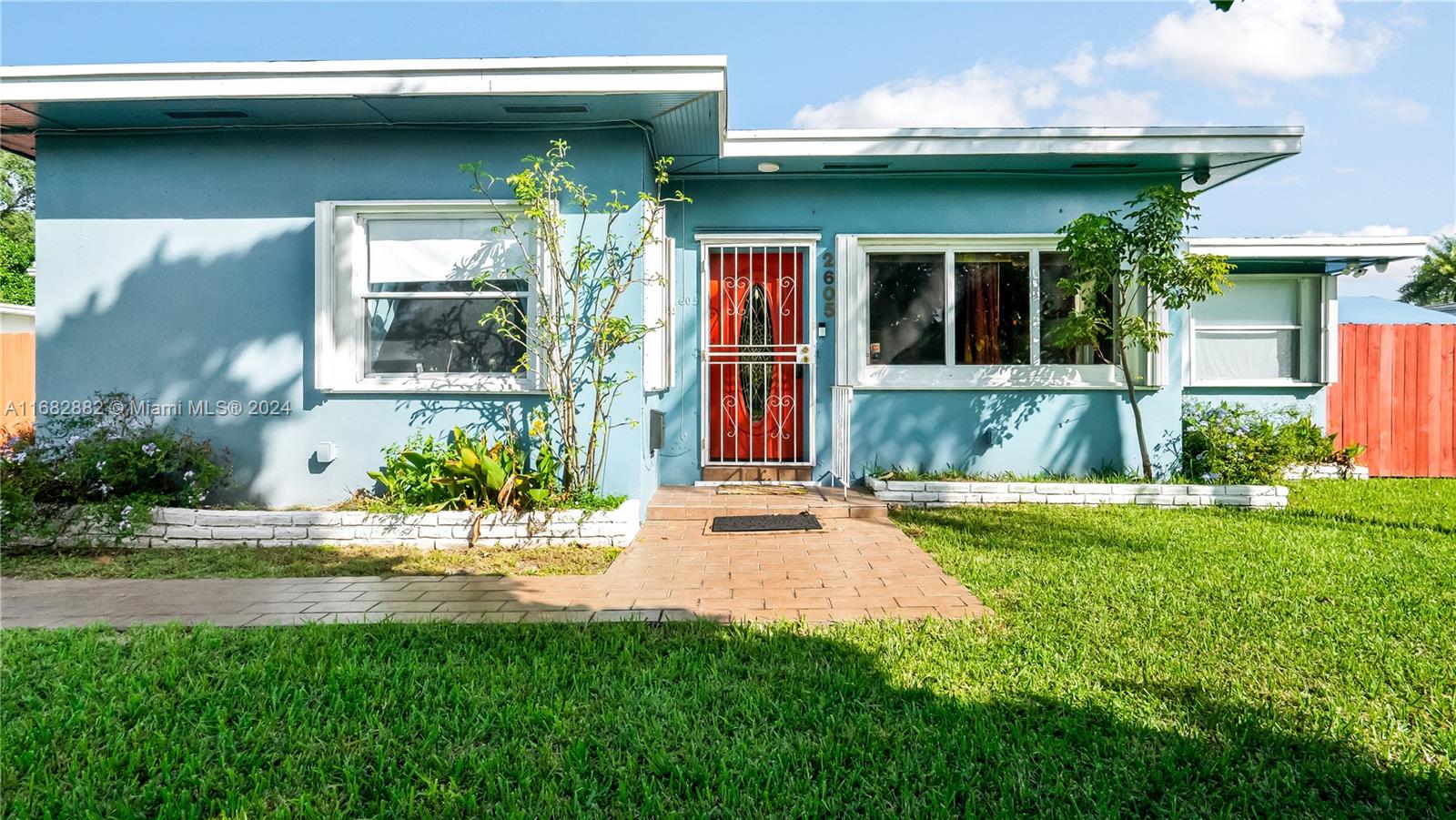 OAK RIDGE PARK - Residential