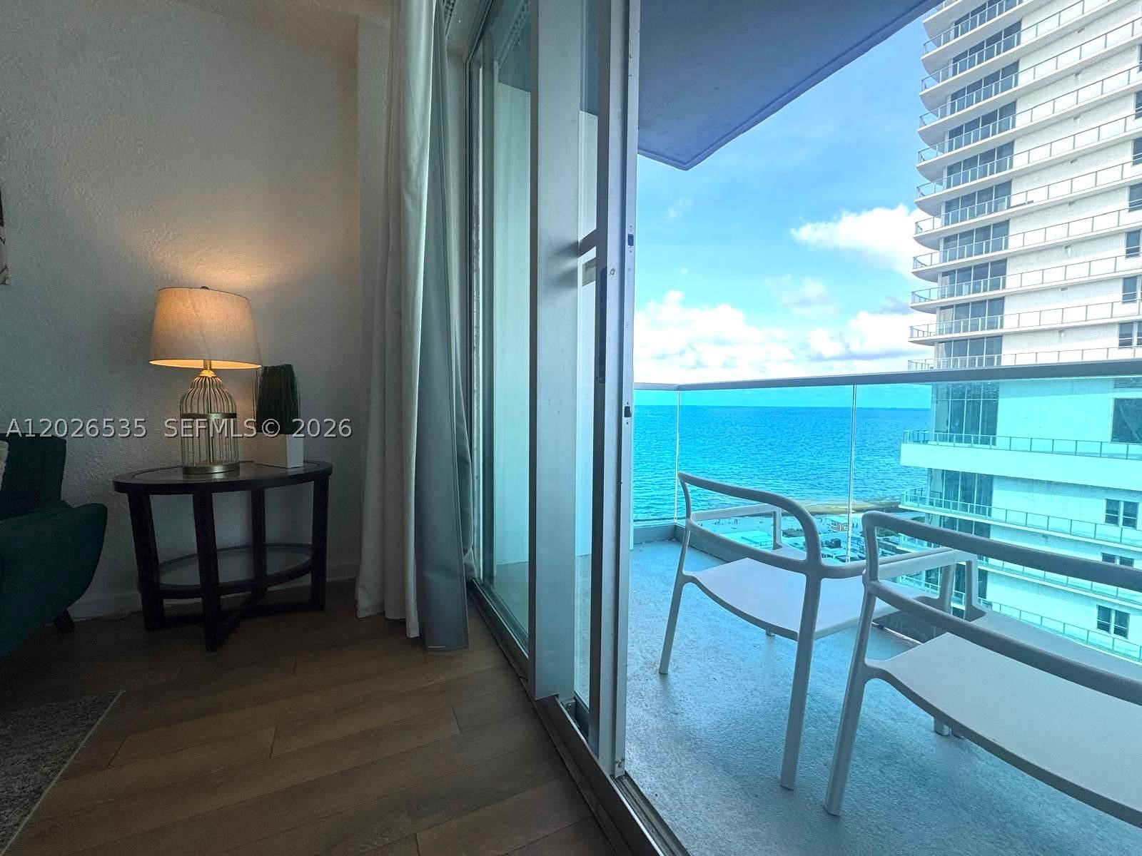 SIAN OCEAN RESIDENCES CON - Residential