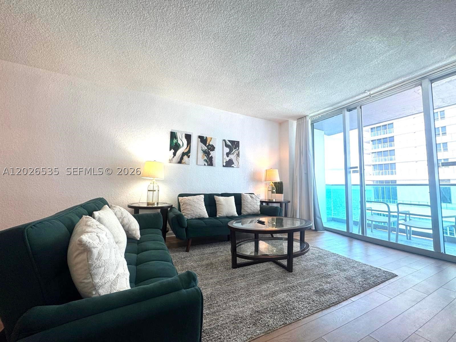 SIAN OCEAN RESIDENCES CON - Residential