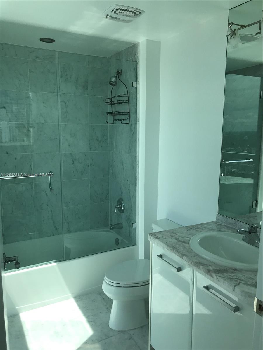 VIZCAYNE SOUTH CONDO - Residential Lease