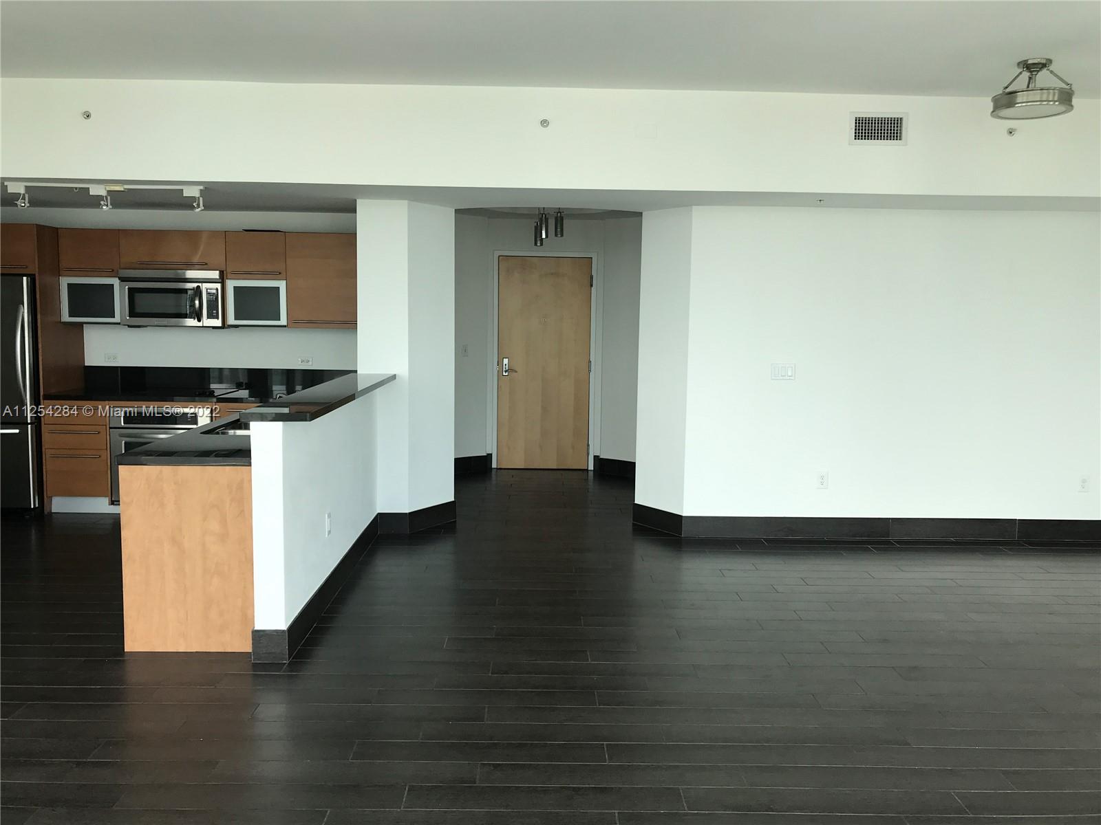 VIZCAYNE SOUTH CONDO - Residential Lease