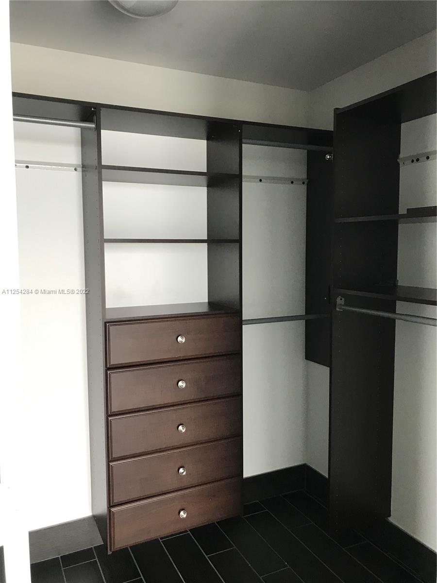VIZCAYNE SOUTH CONDO - Residential Lease