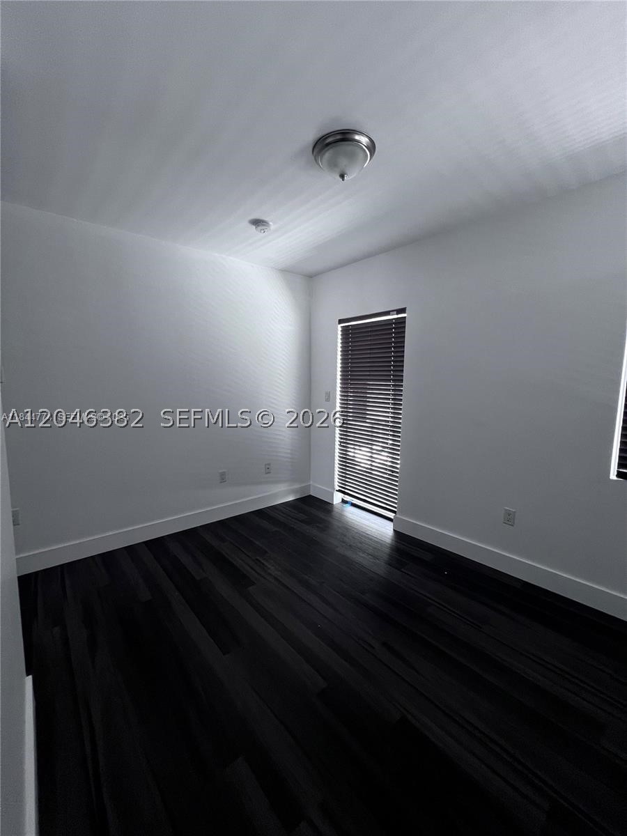 551/557 MICHIGAN CONDO - Residential