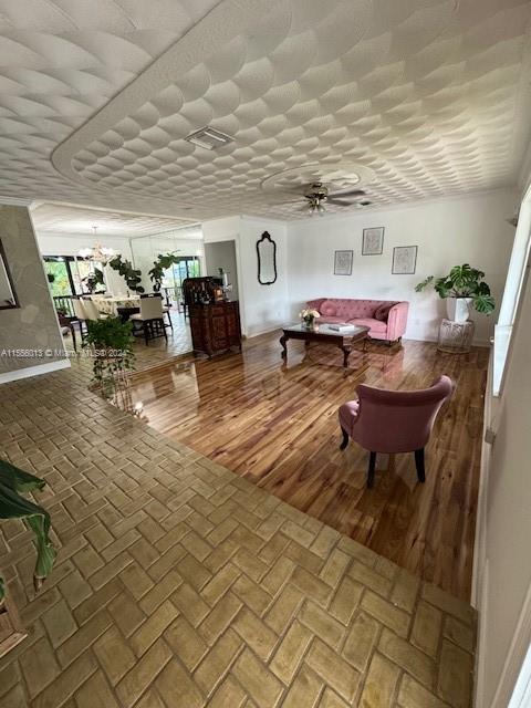SAGA BAY SEC 1 PT 7 - Residential Lease