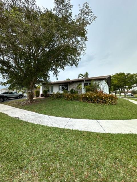 SAGA BAY SEC 1 PT 7 - Residential Lease