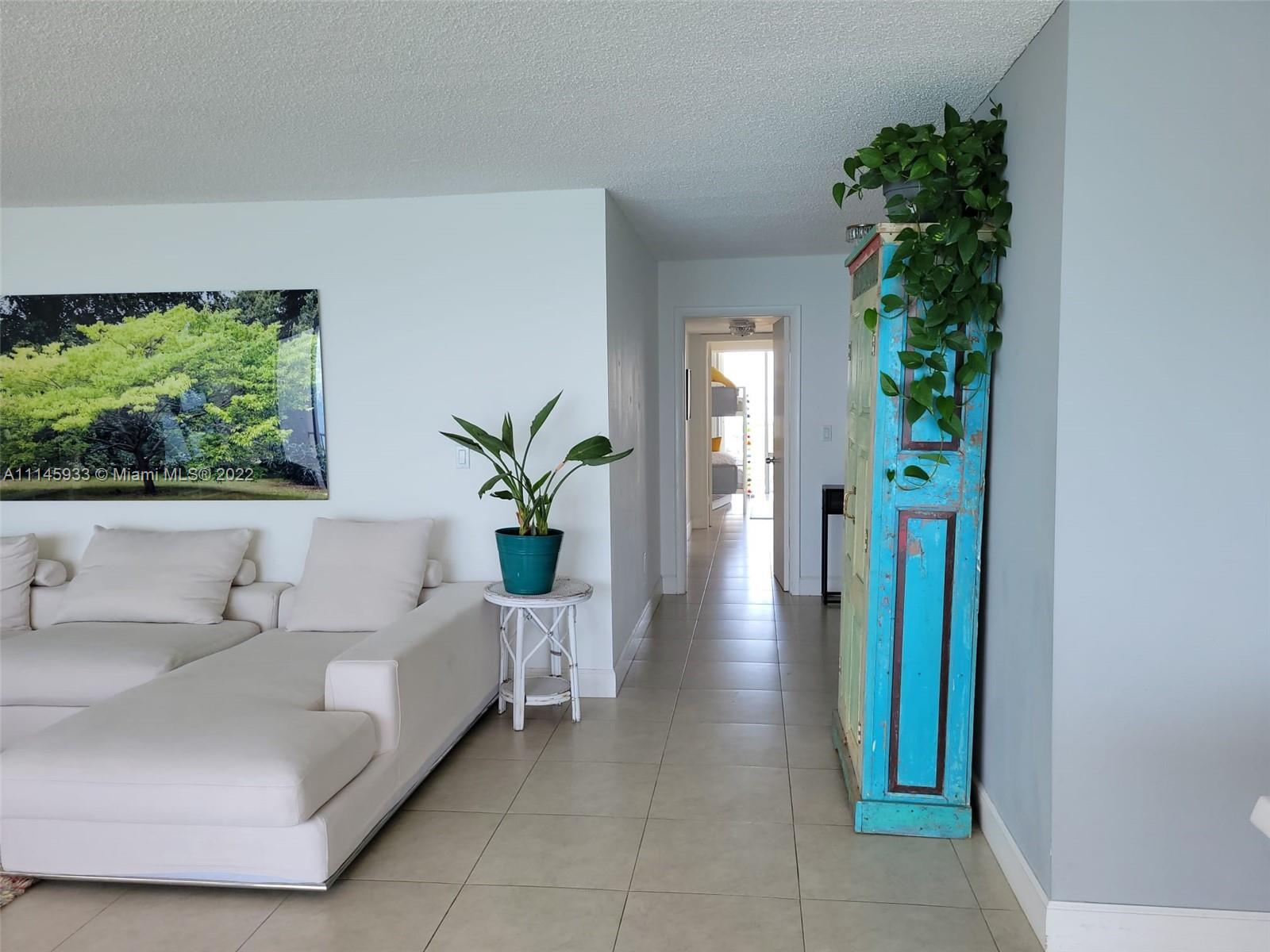 CASA DEL MAR CONDO - Residential