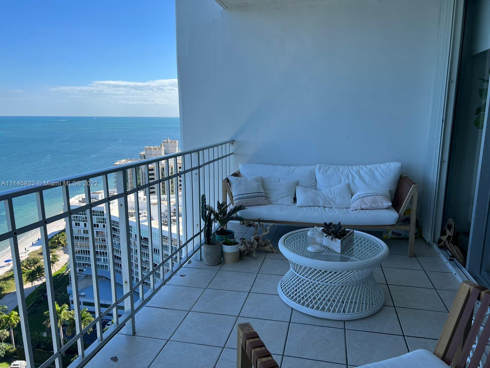 CASA DEL MAR CONDO - Residential