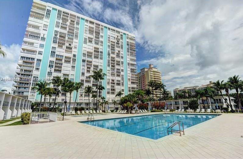 CASA DEL MAR CONDO - Residential