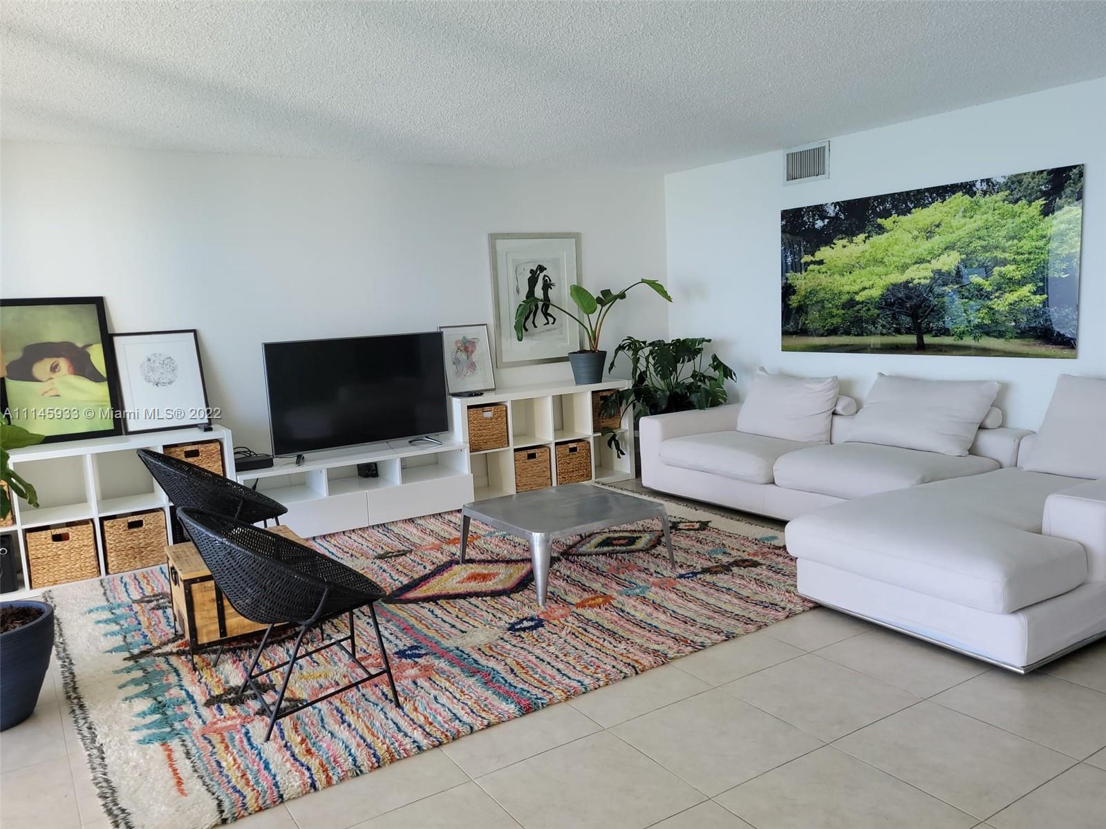 CASA DEL MAR CONDO - Residential