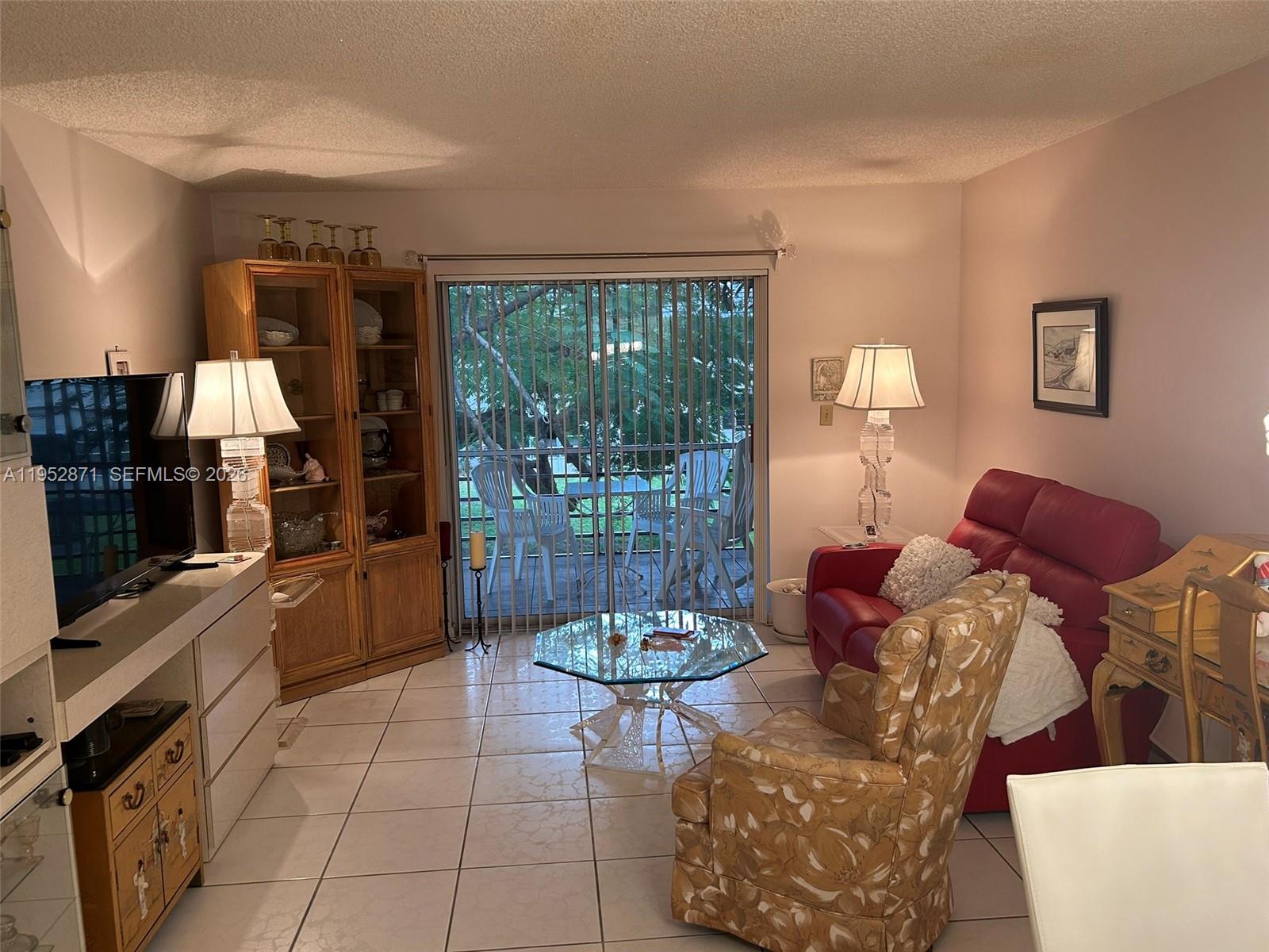 MEADOWS CONDO - Residential