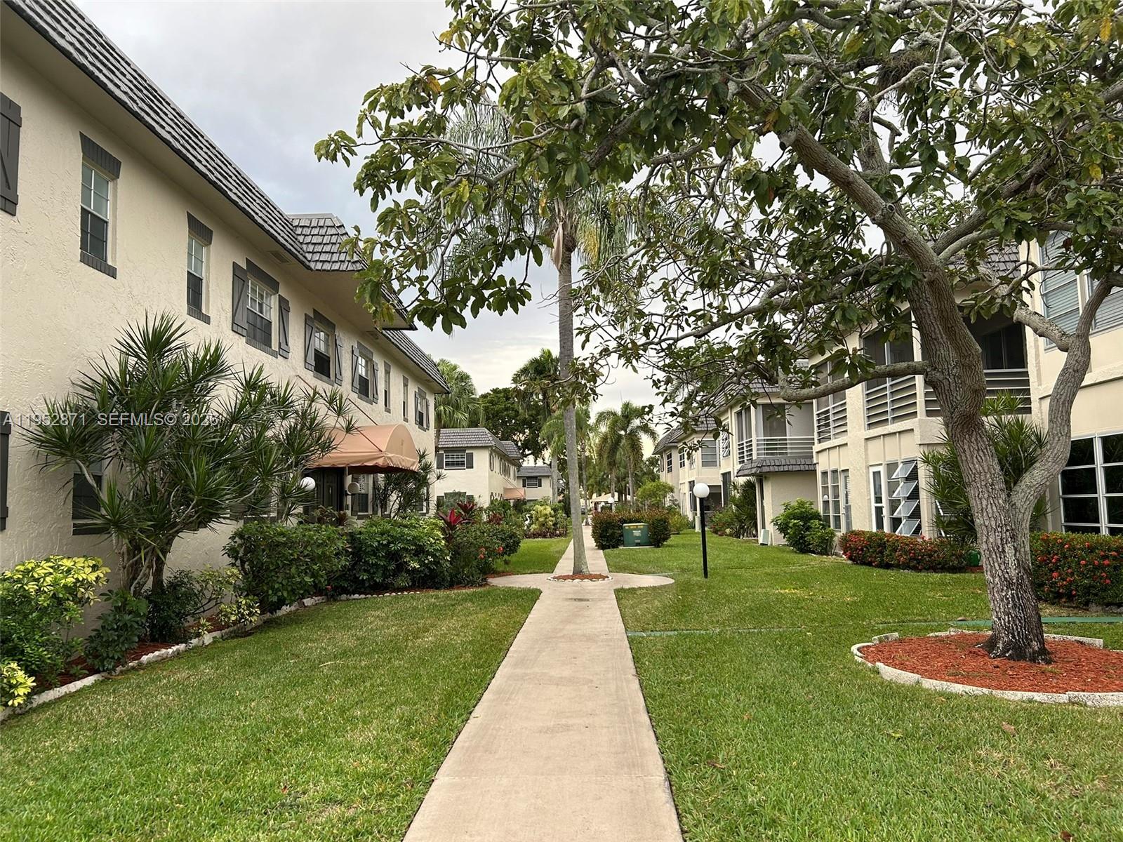 MEADOWS CONDO - Residential
