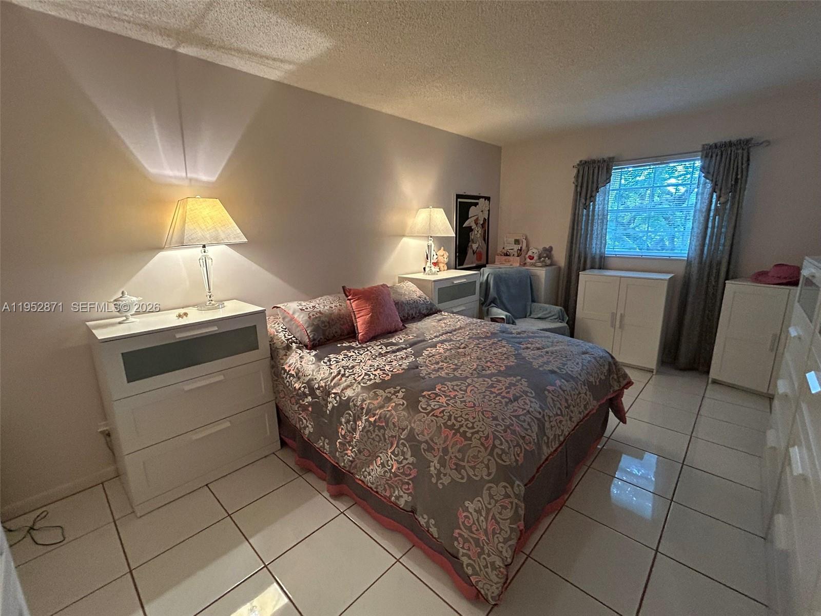 MEADOWS CONDO - Residential