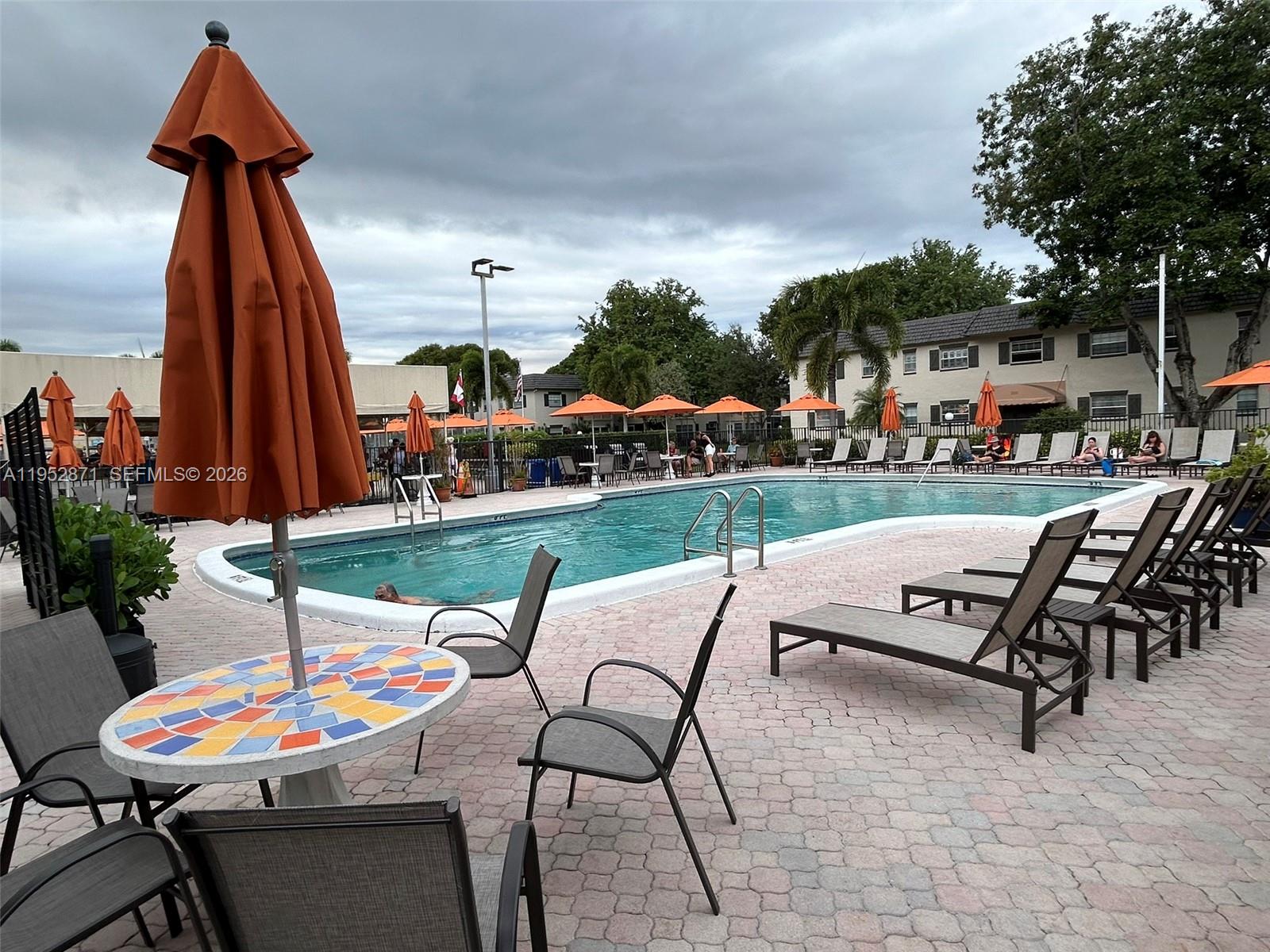 MEADOWS CONDO - Residential