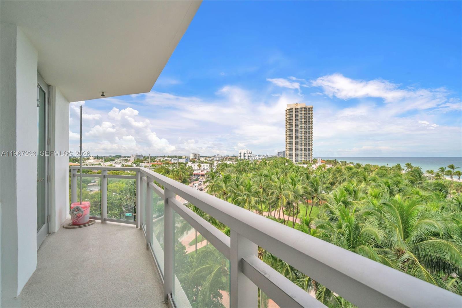 BURLEIGH HOUSE CONDO - Residential