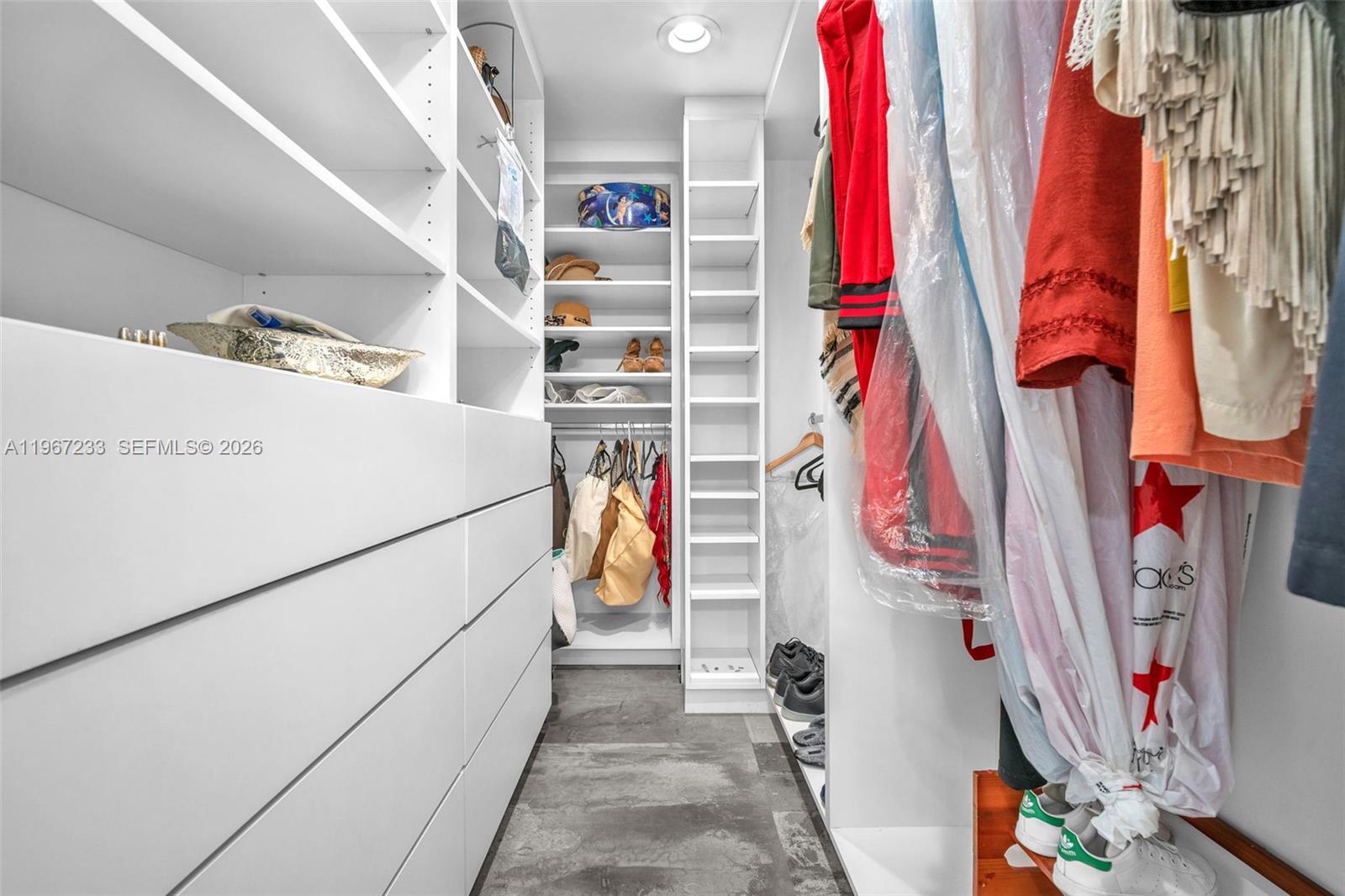 BURLEIGH HOUSE CONDO - Residential