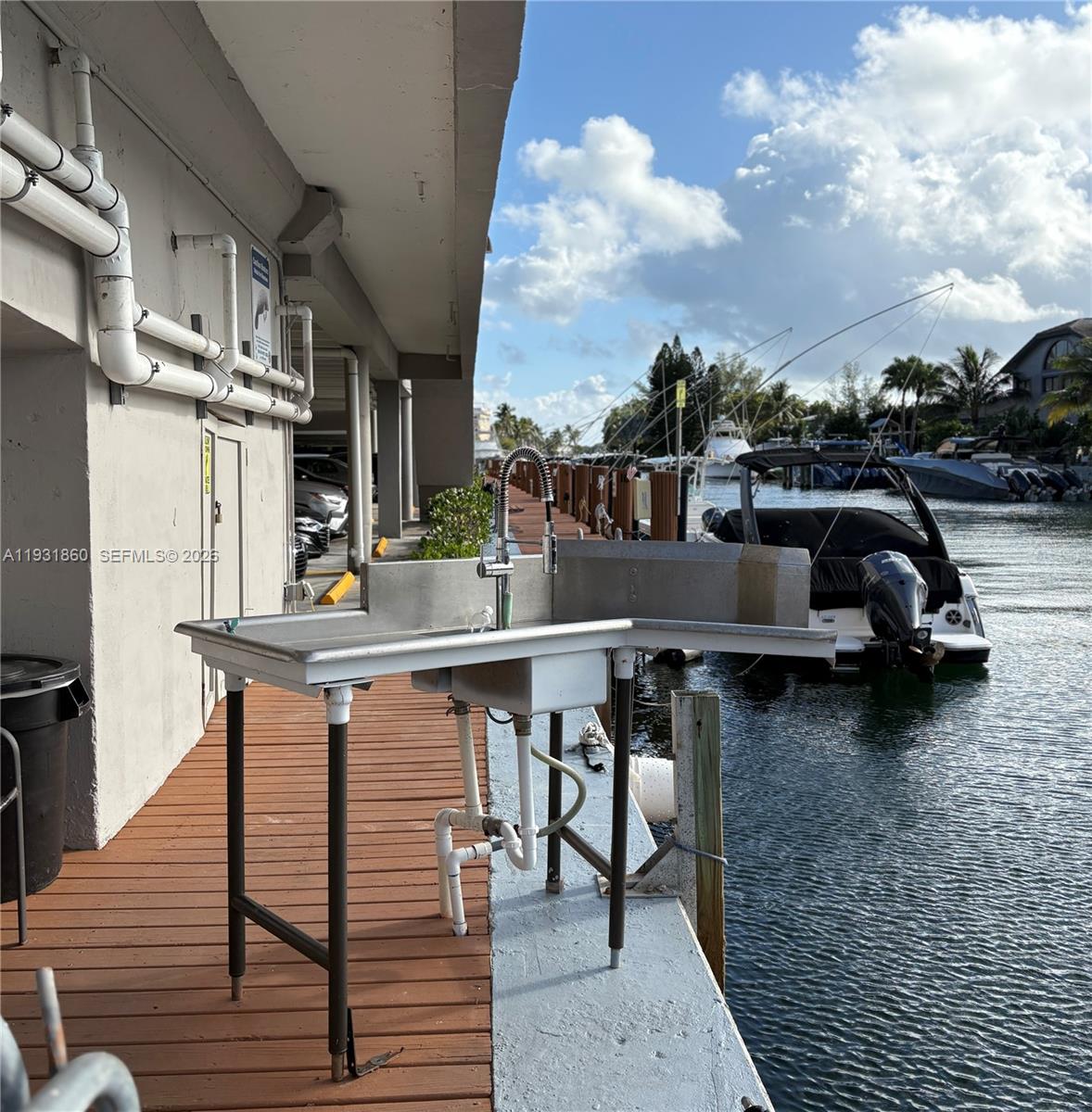 DORSET HOUSE CONDO - Residential