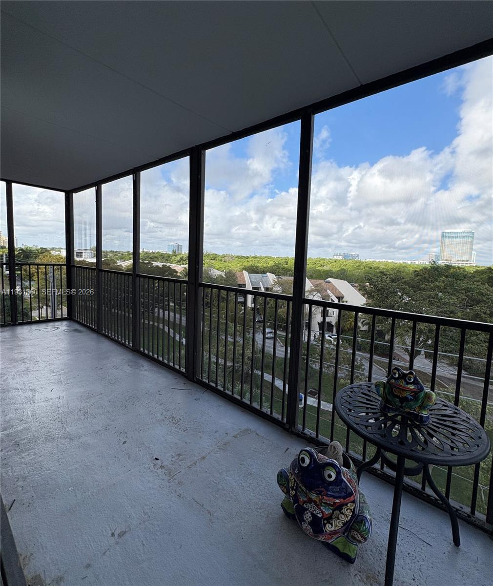 DORSET HOUSE CONDO - Residential