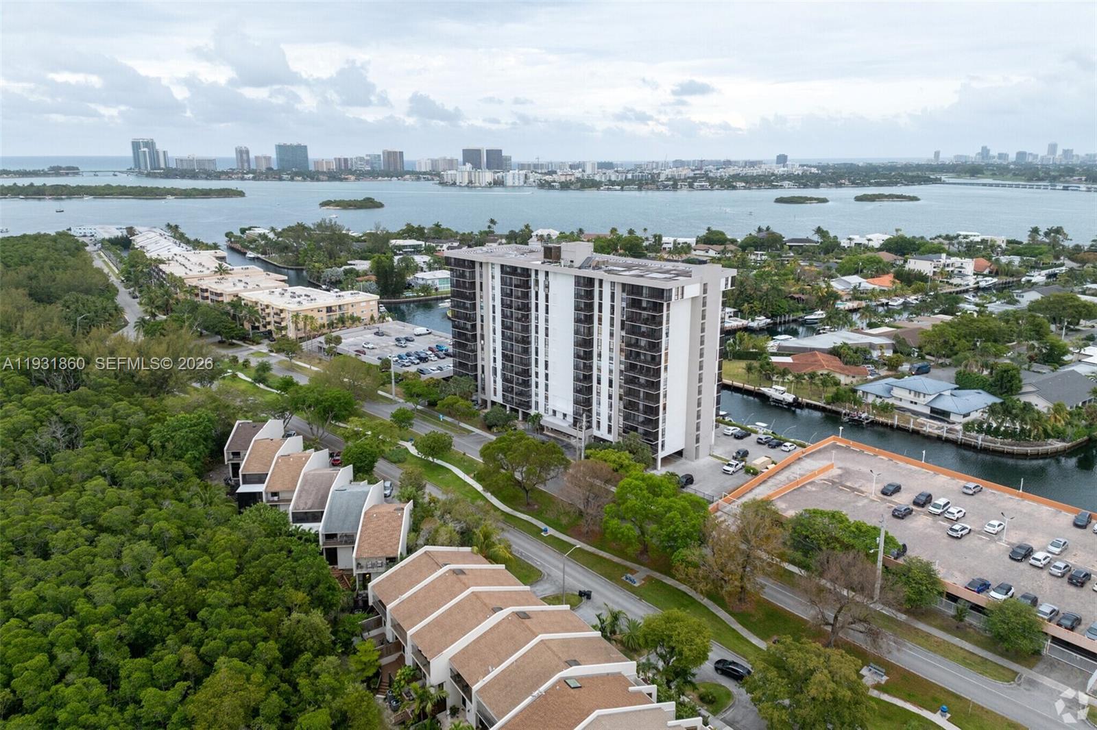The Dorset House like a Brand New Condominium. Large spacious Corner private Unit of full 2 bedroom 2 bathroom facing North directly across from the Arch Creek East Environmental preserve made up of 13 acres of protected undeveloped land, great for joggers, dog walkers, and nature seekers. View from a lovely and private double balcony to enjoy panoramic views. Boat slips available for rent on a wait list. Explore miles of trails that begin here and wind through the Biscayne Bay Campus of Florida International University. Close to Aventura Mall for shopping and dining, Costco, I-95 and the Ocean. 
Owned Storage unit. Best parking spot assigned. Receiving Lobby. HOA office inhouse. Pet friendly. Social room. Conference and Billiard room. Brand new pool. Gym. Spa sauna. Bicycle and kayak storage. Laundry facility on each floor.  Car wash facility. Fishing station. community Ice maker. Guess parking.