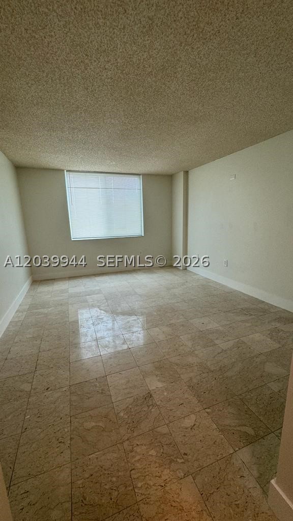 HILLCREST EAST NO 20 COND - Residential
