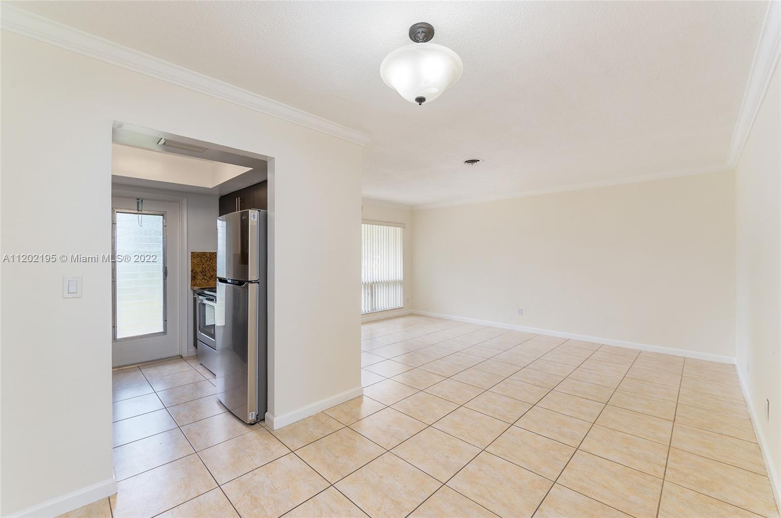 HOLLYWOOD HILLS - Residential Lease