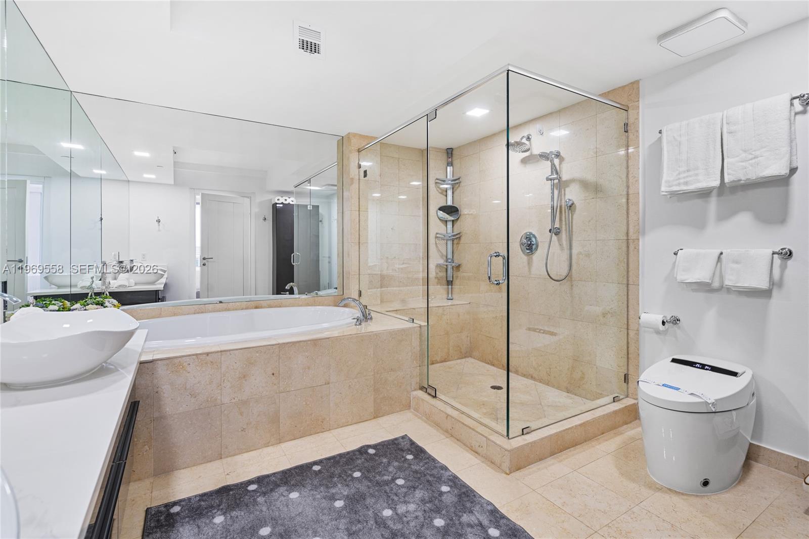 BEACH CLUB TWO CONDO - Residential Lease
