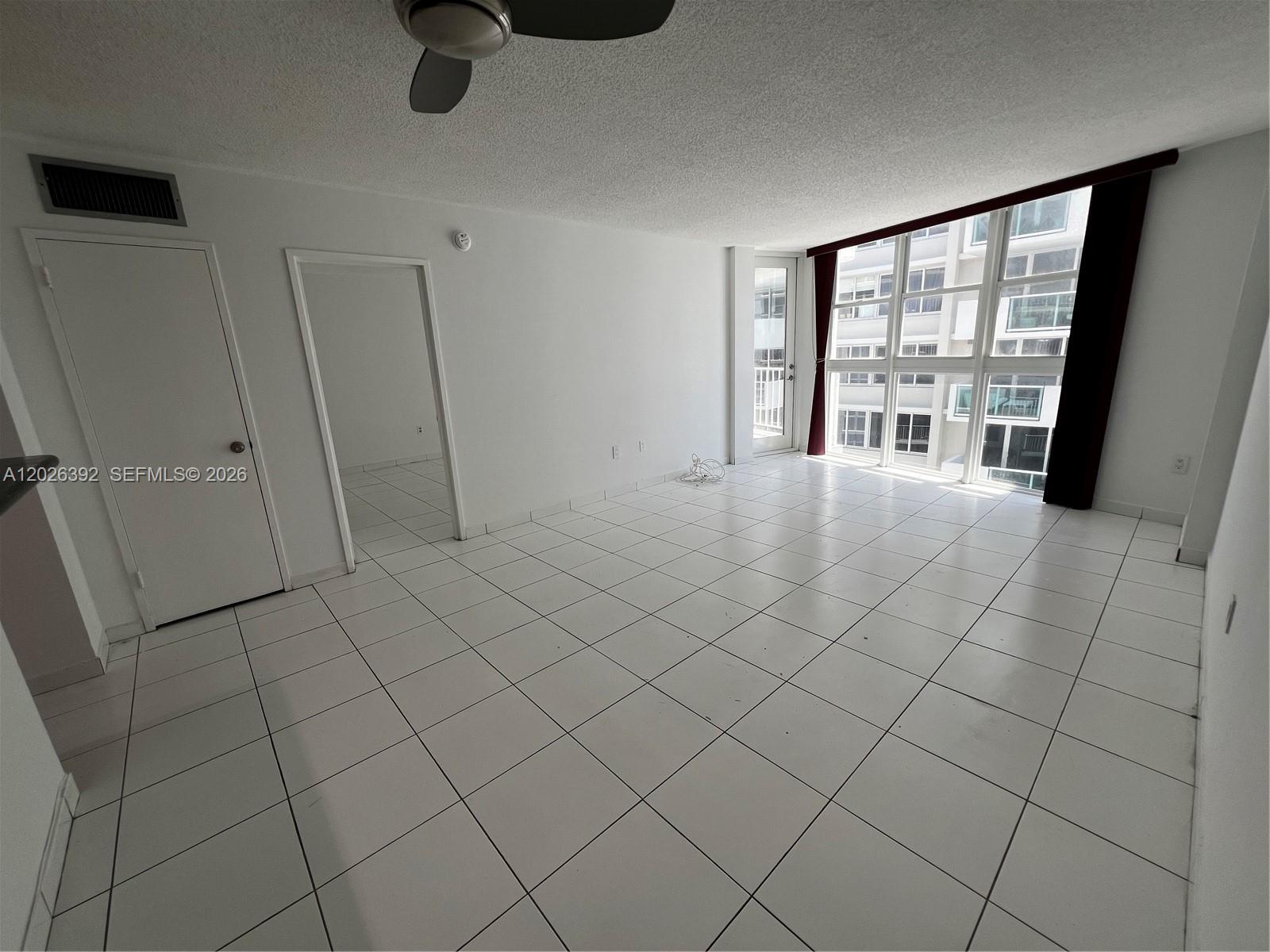 BAYVIEW TERR CONDO - Residential Lease