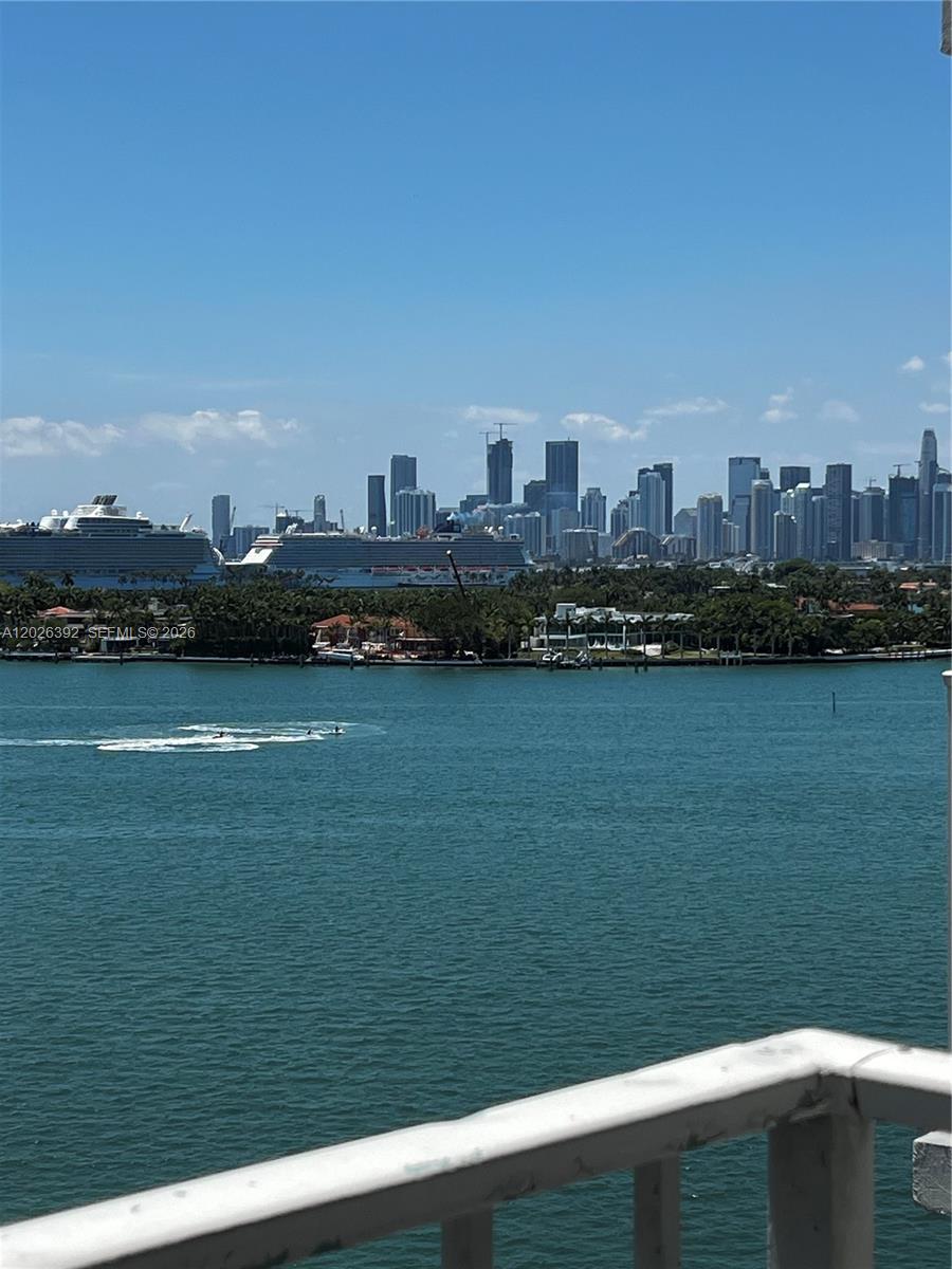 BAYVIEW TERR CONDO - Residential Lease