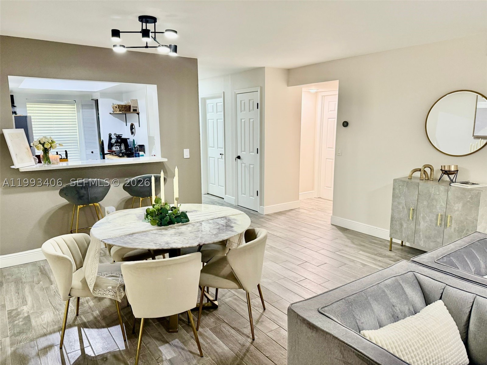 COUNTRY LAKES I CONDO PHAS - Residential